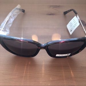 NWT Joe’s Jeans Tortoise Sunglasses